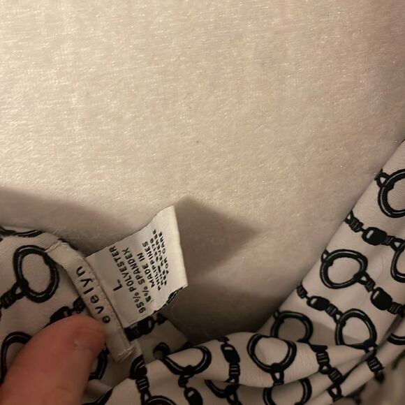 Evelyn Blouse EUC Size Large - Picture 5 of 5
